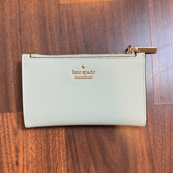 kate spade Mint Green Card Holder - Picture 1 of 6